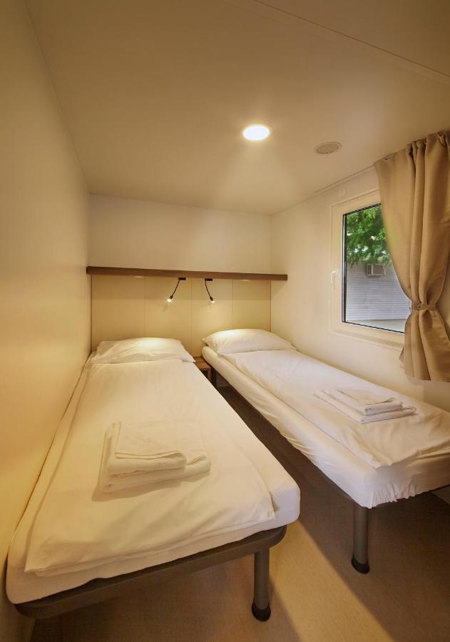 Premium Mobile Homes - Hotel & Resort Adria Ankaran Exterior photo