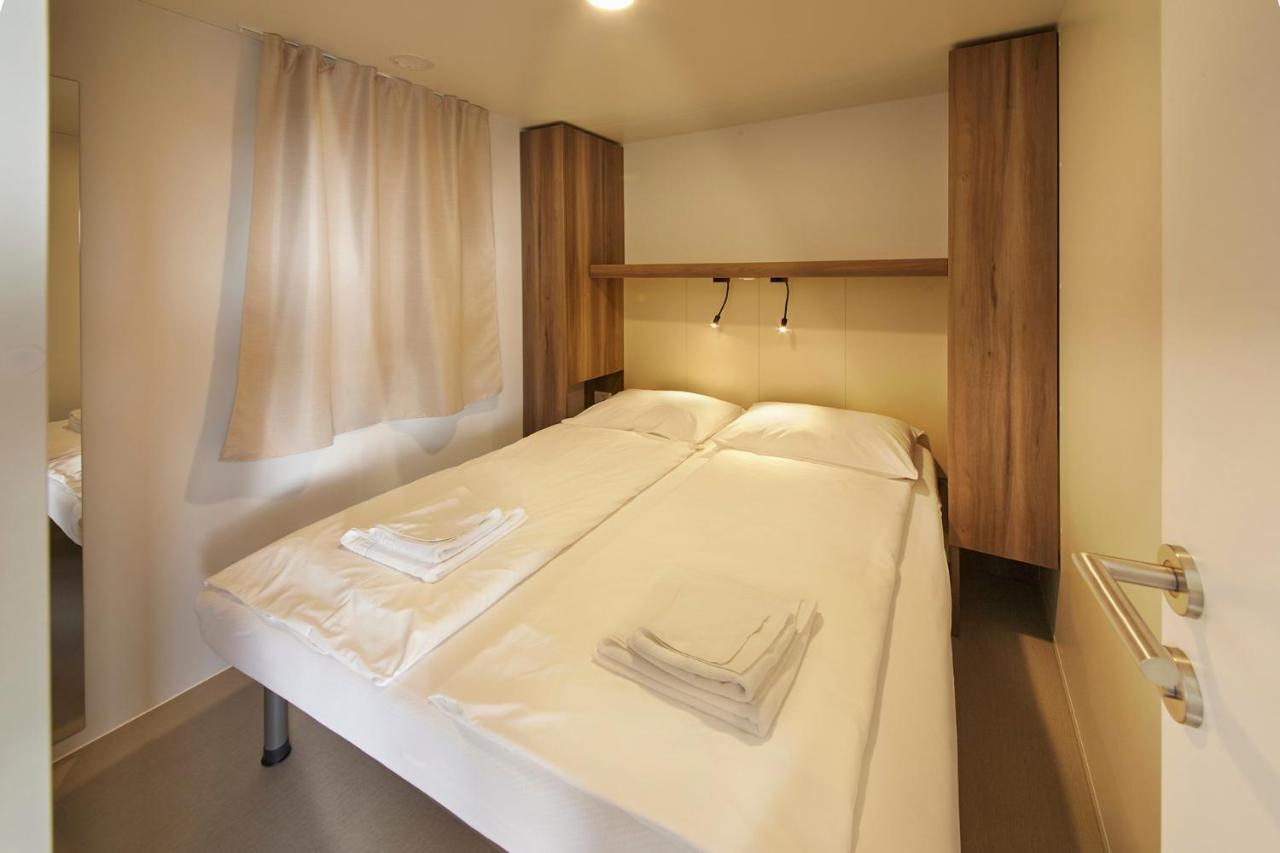 Premium Mobile Homes - Hotel & Resort Adria Ankaran Exterior photo